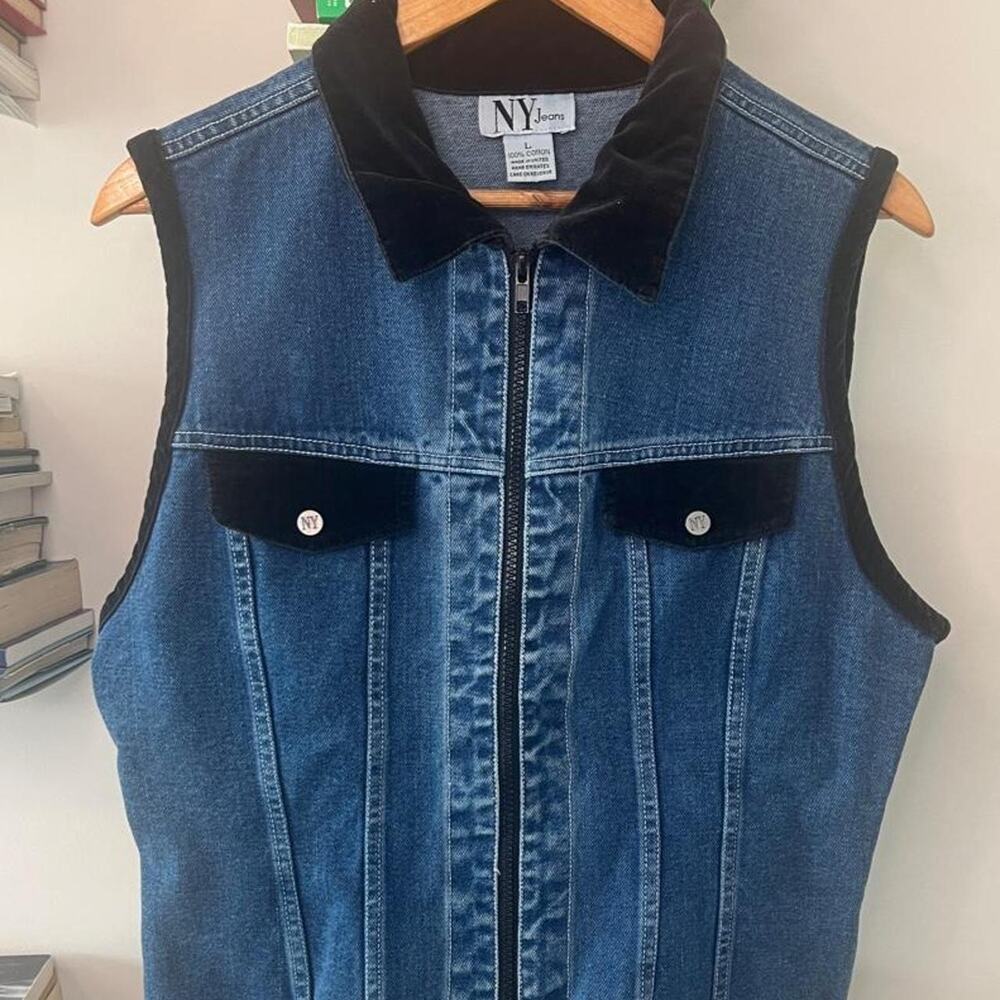 Vintage 90s NY Jeans Jean and Black Velvet Collared Zip Vest Size L